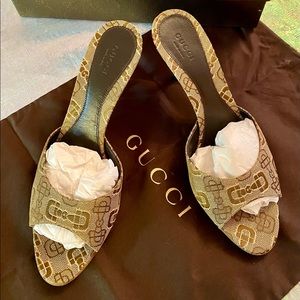 Gucci mules, size 8.5 never worn